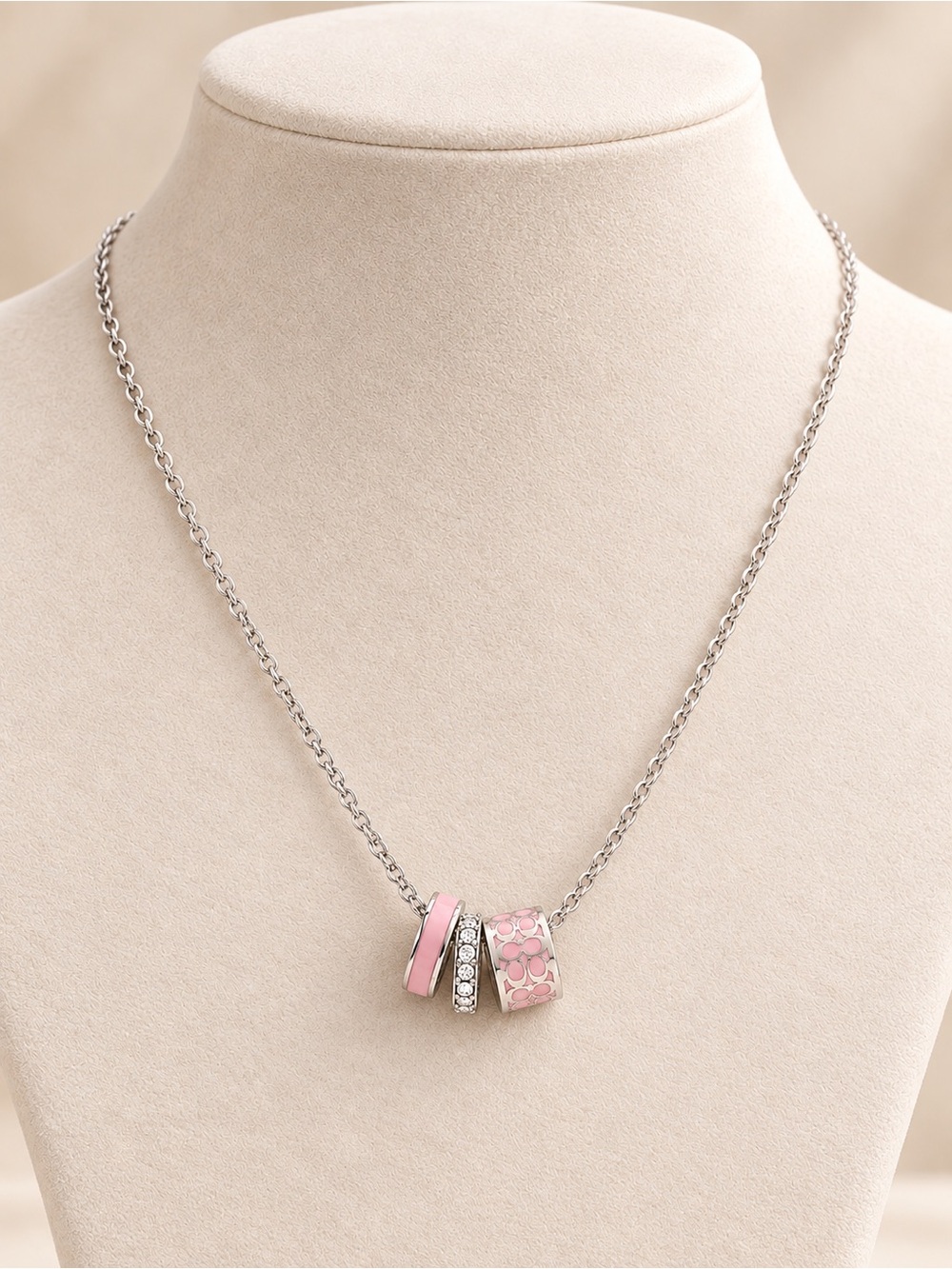Coach Signature Enamel Rondell 3-Ring Necklace – Pink & Silver-Tone New